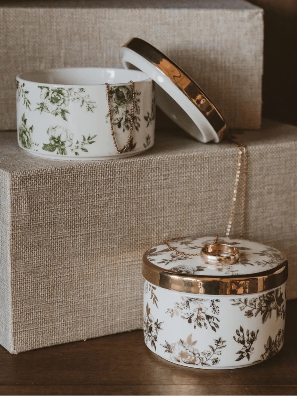 (Video) TRINKET BOX (GOLD ONLY)